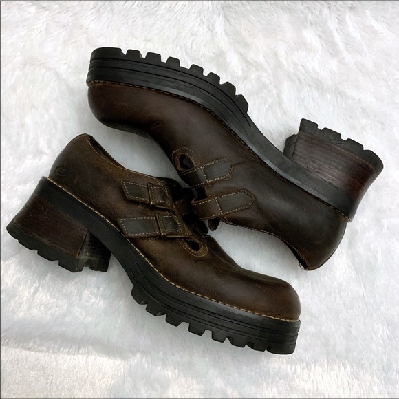 skechers platform trainers